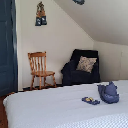 Elvebakk Bed & Breakfast *