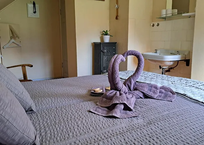 Elvebakk Bed & Breakfast Reed