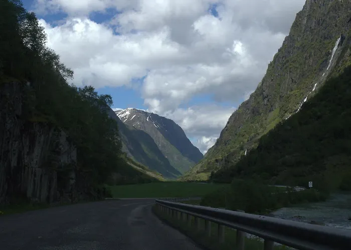 Elvebakk Bed & Breakfast